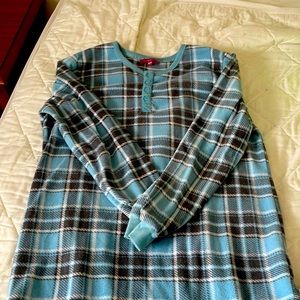 It is a carisma medium night gown worn ones. It’s a light blue and gray/ black.